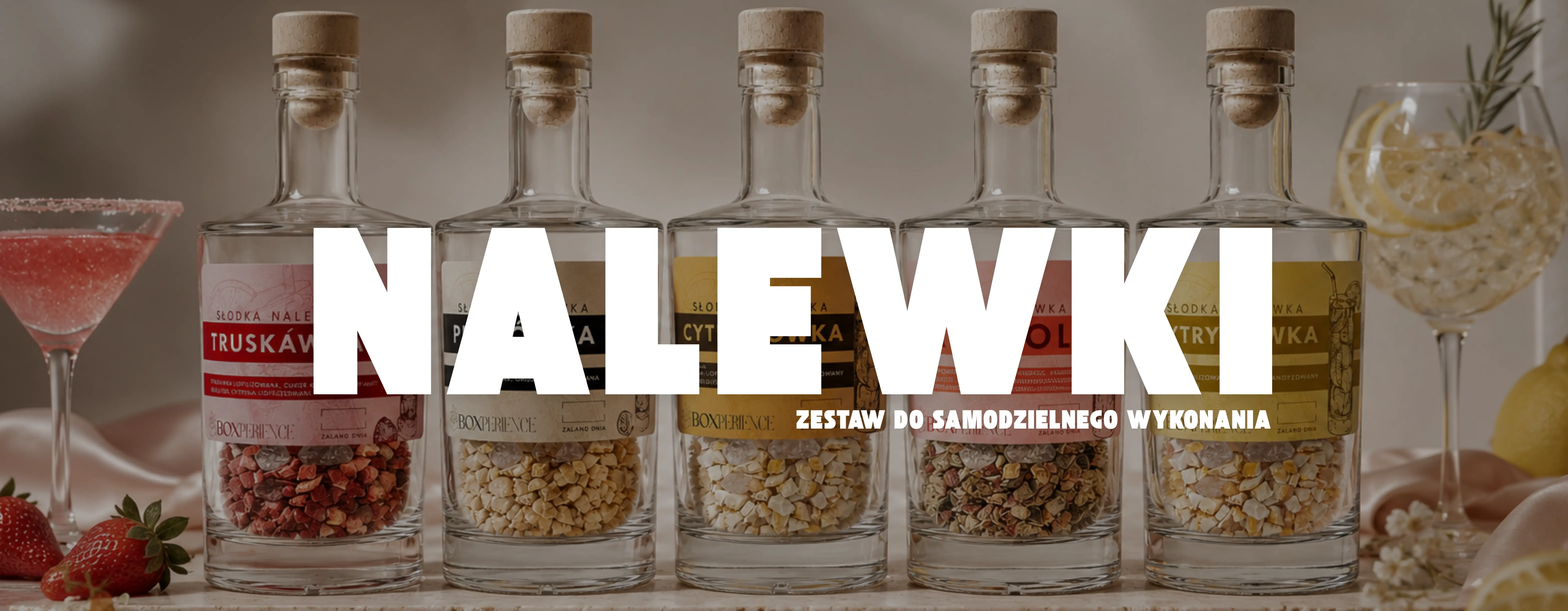 Zestawy do samodzielnego przygotowania nalewek truskawkowej, pigwowej i cytrynowej